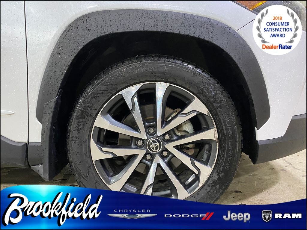 2022 Toyota Corolla Cross XLE