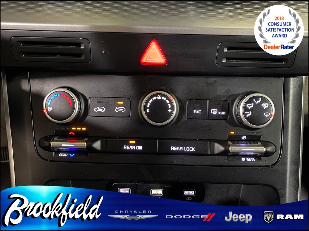 2023 Kia Carnival MPV LX Seat Package